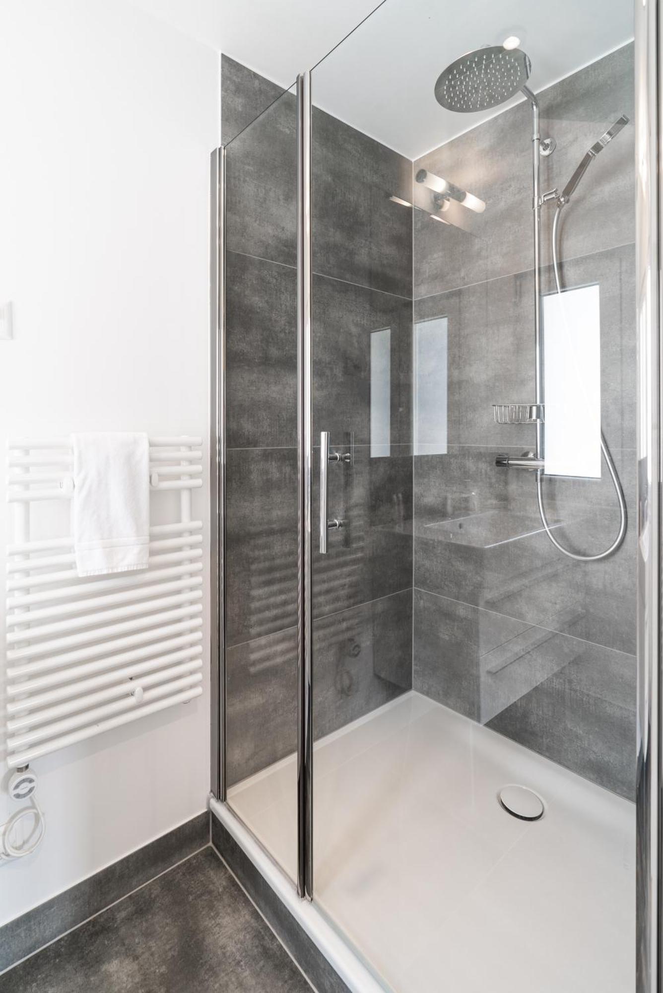 Haus Kirchplatz 4 By Zermatt Premium Apartments Luaran gambar
